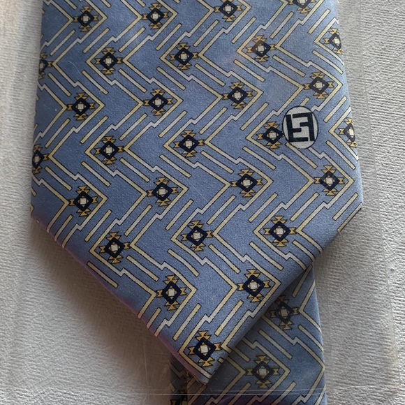 Fendi necktie brand new Ranked A - Picture 2 of 4
